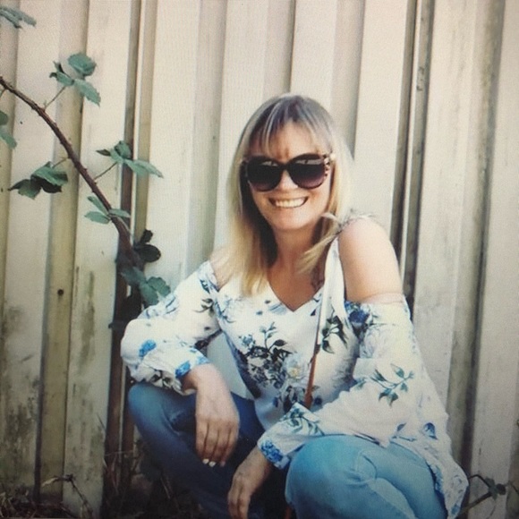 Coupe Collection, cut shoulder, long sleev… - Picture 2 of 8